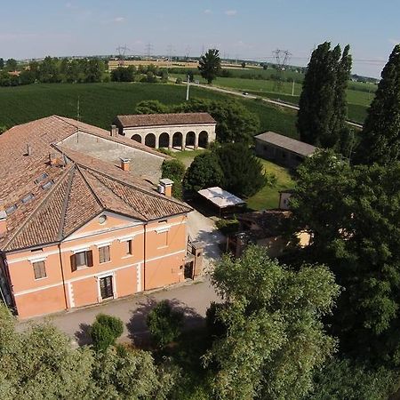 오스티글리아 Agriturismo Corte Ponte Dei Tedeschi 게스트하우스 외부 사진